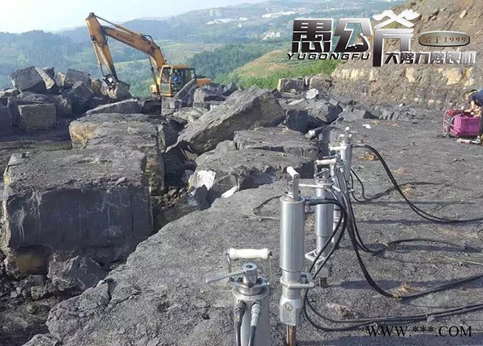 石灰巖巖石液壓分解器隴川縣廠家價格