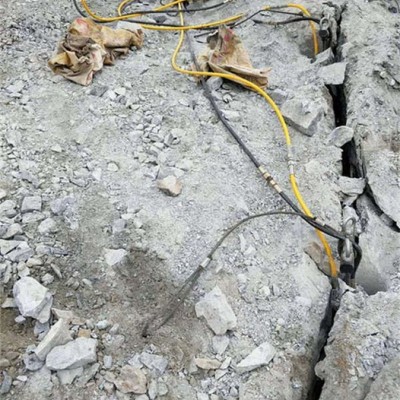 江西撫州挖基坑石灰巖破除液壓劈裂機市場價格