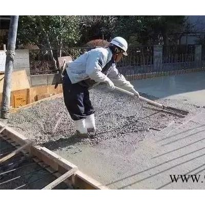 源頭廠家供應(yīng)  大庚膨潤土防水毯 膨潤土防水毯價(jià)格  抗暴曬  膨潤土防水毯