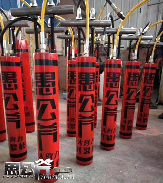 硅石礦開(kāi)采大噸位分裂機(jī)余江縣行情價(jià)格