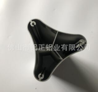 6063工業(yè)異型材 路燈外殼三角形機(jī)電外殼鋁型材 多色氧化加工