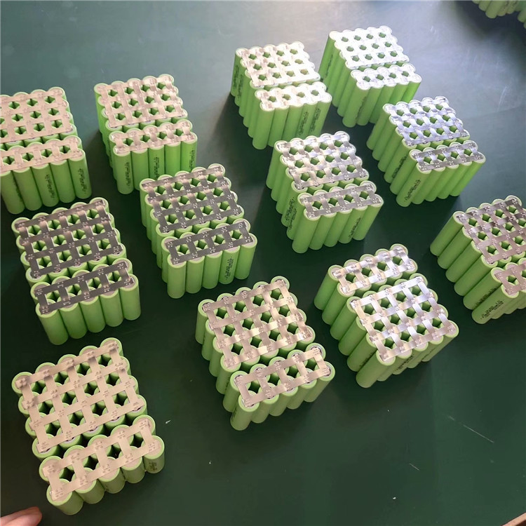 鋰電池儲能系統 批發價 磷酸鐵鋰電池 英光