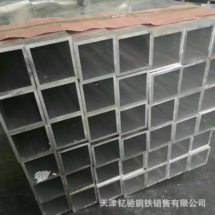 方鋁管1