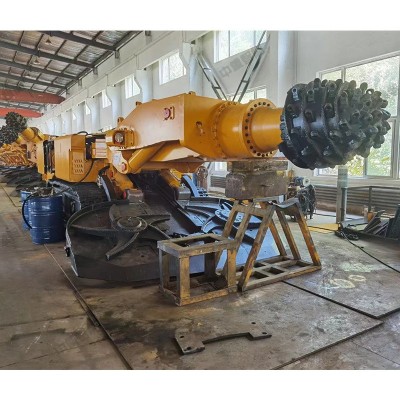 中重智能科技掘進(jìn)機(jī) 廠家直發(fā)礦用掘進(jìn)機(jī) 運(yùn)行平穩(wěn)井下用掘進(jìn)機(jī)