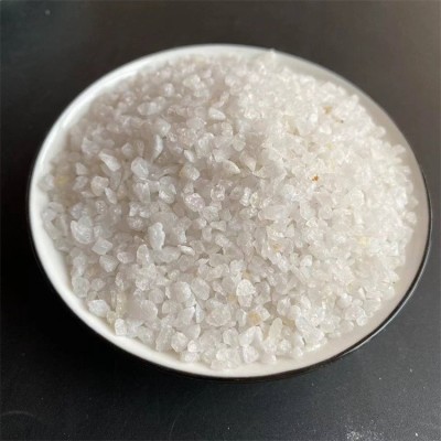 廠家批發(fā)石英砂含硅量高濾料噴砂除銹鑄造用石英砂草坪填充石英砂