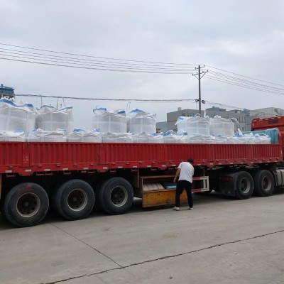 白云石雪花白砂草坪沙坑石英砂不發(fā)火地坪白云石砂飼料涂料白沙子